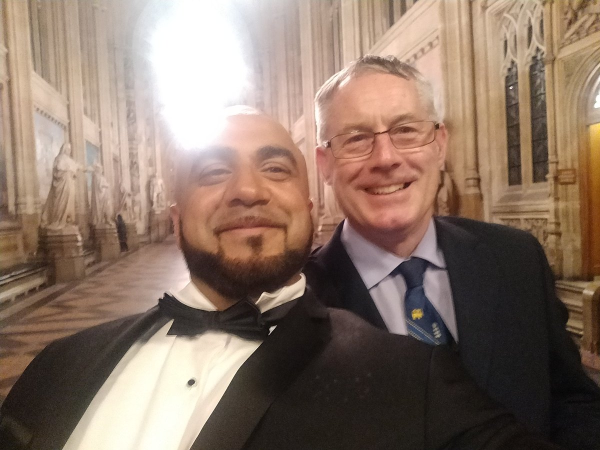 Memorable evening at the House of Commons for the @ACricketAwards hosted by @InventiveSports. I was the recipient of the Coach of year Award and my colleague Samina Mehrab won the Inspiration Award  for our work @WicketzLuton Thanks to Dave Summers @LordsTaverners @Cricket_East