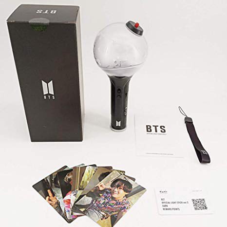 oohlalajimin's tweet photo. TWITTER DO YOUR THING AND HELP A BROKE ASS ARMY OUT 🥺

i won an rt deal from this beautiful human @BangtanHappens and i need to get 850 LIKES &amp; 700 RTS. now if u help me reach it, this gurl is gonna have her very own army bomb 😭

PLEASE HELP ME IT’LL ONLY TAKE U FEW MINS 🥵🥺💜 https://t.co/oNPoDnloe5