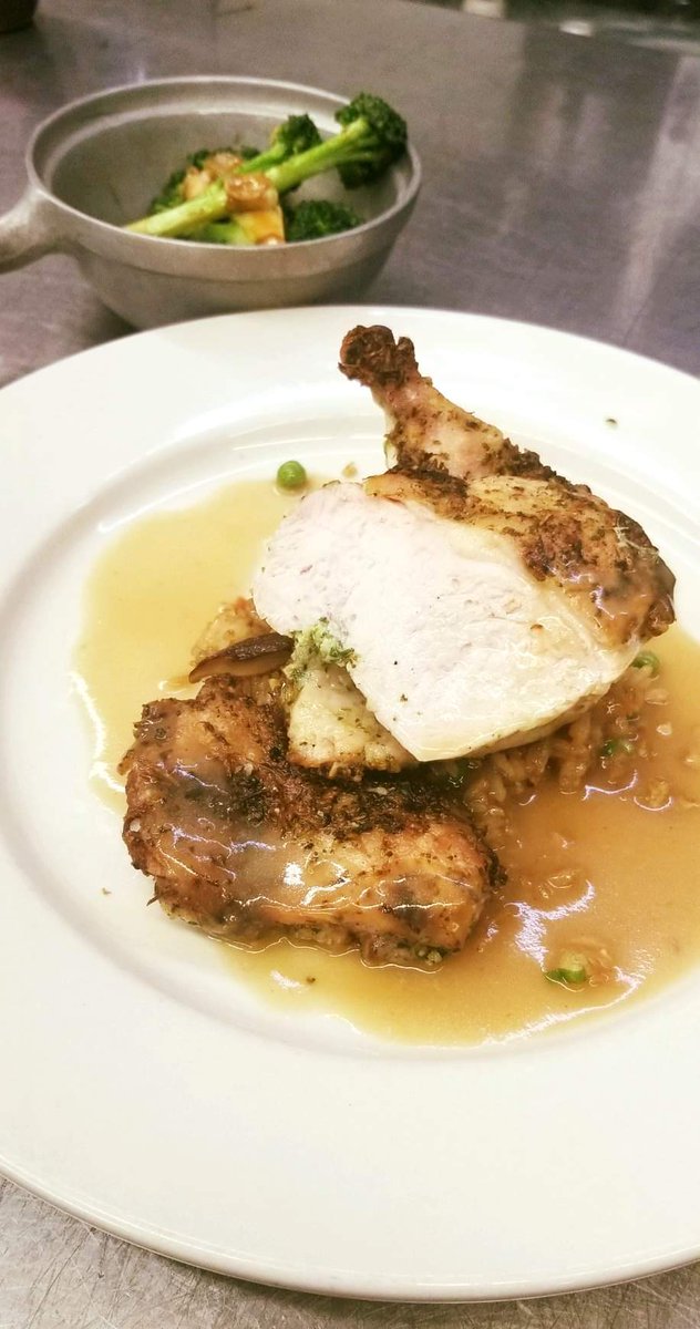 Another of our newest dishes, now available at the Temp!
Today we feature our Ginger Cilantro Chicken Breast, served with vegetable fried rice, coriander jus, with broccoli in an oyster sauce. #Temperancehouse #foodies #newtown #food