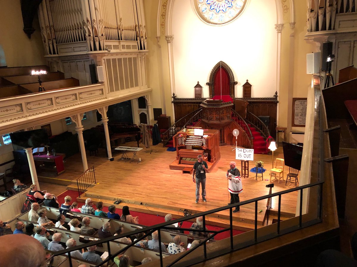 ClasConcertsNS's tweet photo. Criminals dropped off ⁦@OrganizedCrimeD⁩ doing church service for their time #pipeorgan ⁦@JaysonBaxterCTV⁩ ⁦@MariaPanopalis⁩ ⁦@RccoToronto⁩ https://t.co/pvG5rZcPvJ