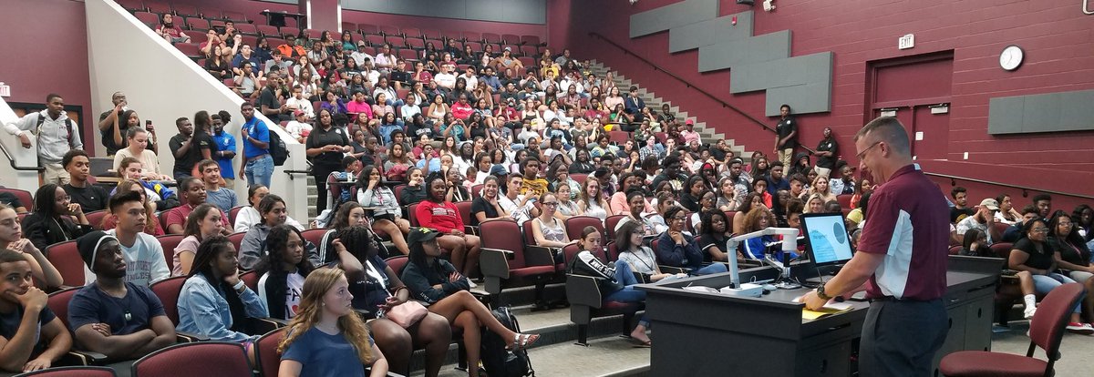 CARE_FSU's tweet image. #CARE19 welcomes the @FSUUCC to discuss stress management. #FirstGenFoward #FGENWellness