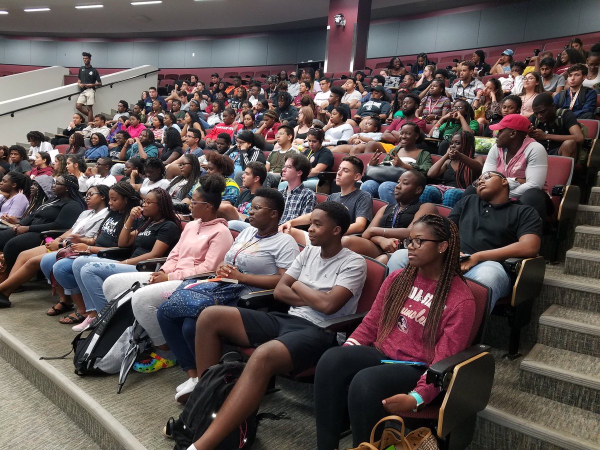 CARE_FSU's tweet image. #CARE19 welcomes the @FSUUCC to discuss stress management. #FirstGenFoward #FGENWellness