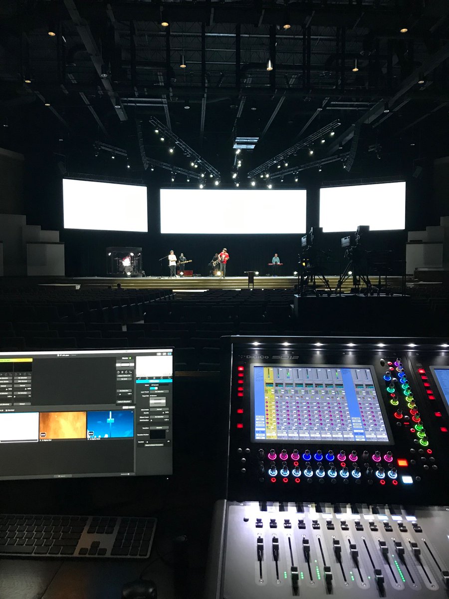 rbritton1991's tweet photo. Getting ready to GATHER IN WORSHIP @Christ_Place this Sunday! #YesIWill #MightyGod #MightyCross https://t.co/qWYsvgiN6x