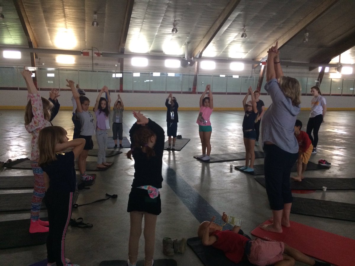 EGSkatingClub's tweet photo. Our summer camp is well underway for week 2! The skaters are learning a lot and improving fast!! https://t.co/gQNPv2SRGW
