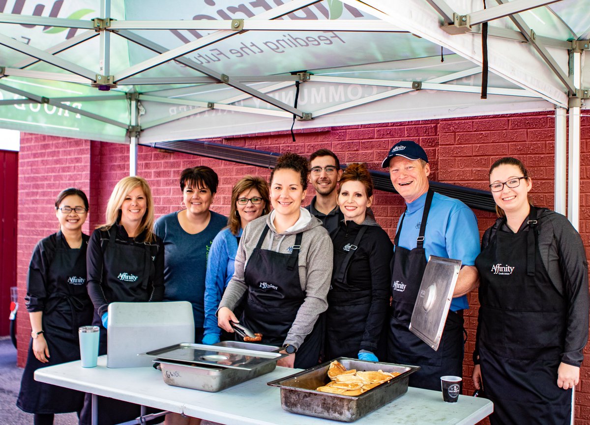 yxeFoodBank's tweet photo. Thank you to these fine folks at Affinity CU that served a hot breakfast today at the Great Western Brewing 29th Annual Pancake Breakfast for Charity.
#gwpancakebreakfast #sfblc #nutrien https://t.co/A7XcDU1VU1