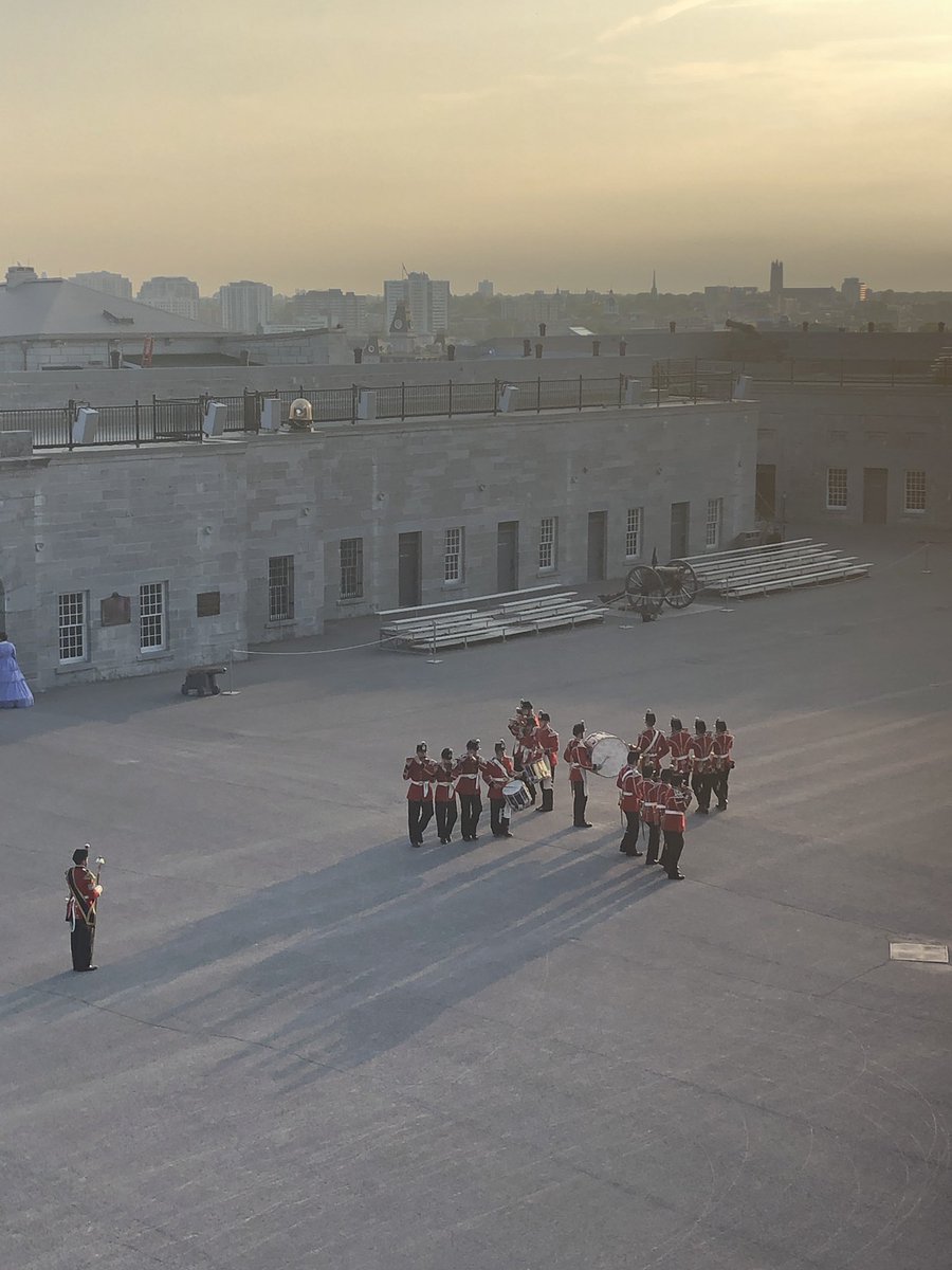 ShadQueens's tweet photo. Exploring Kingston’s history @FortHenry and the world famous Sunset Ceremony! https://t.co/tA6VWvuQ8c