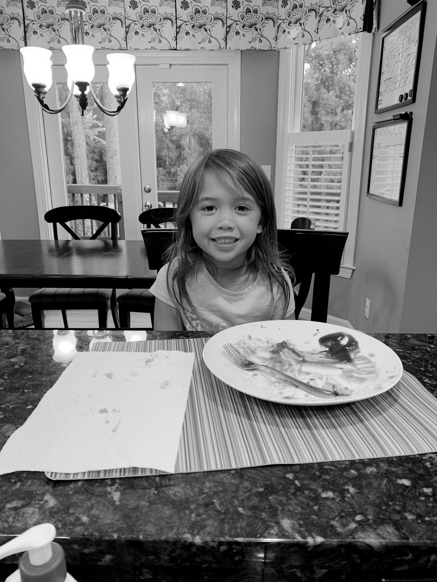 fsurach's tweet photo. Had to document this moment.  She actually finished her entire plate.  Only had to bribe her w candy and tell her 10xs to finish or nada. #aintnoshame #parentgame https://t.co/aKmaZ6Q8eA