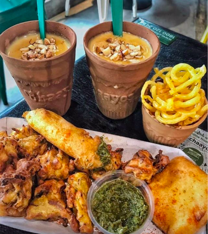 StreetsThatTalk's tweet photo. Doesn't this platter looks absolutely divine, given that its #monsoon season!
.
Photo credit: @foodie_gl at Chaayos #Indore.
.
#TSIndore #Indorediaries #Indorefoodies #indoretrip https://t.co/xSyKtS7wpW