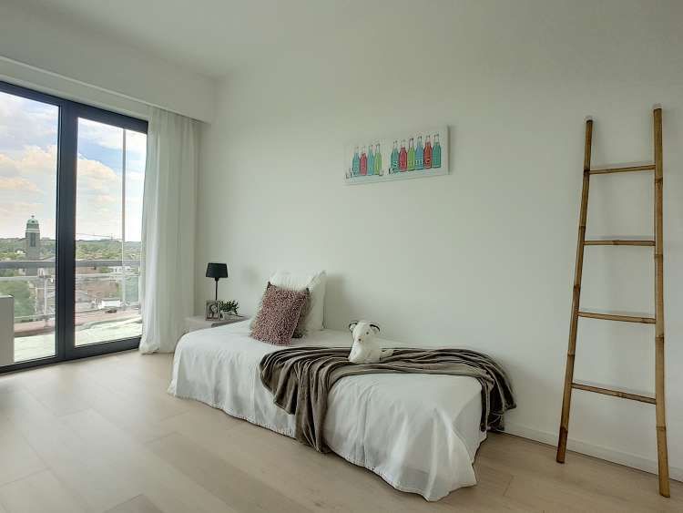 Renovatie Grote Steenweg krijgt een fris meubelpakket. De kleur oud roze doet het altijd goed. Elke ingerichte ruimte geeft meerwaarde aan uw project. Je verkoopt tot 6 keer sneller en aan een hogere prijs.
#nieuwbouw #renovatie #westyleyousell
 fotoshoot: buff.ly/2LeRFZq