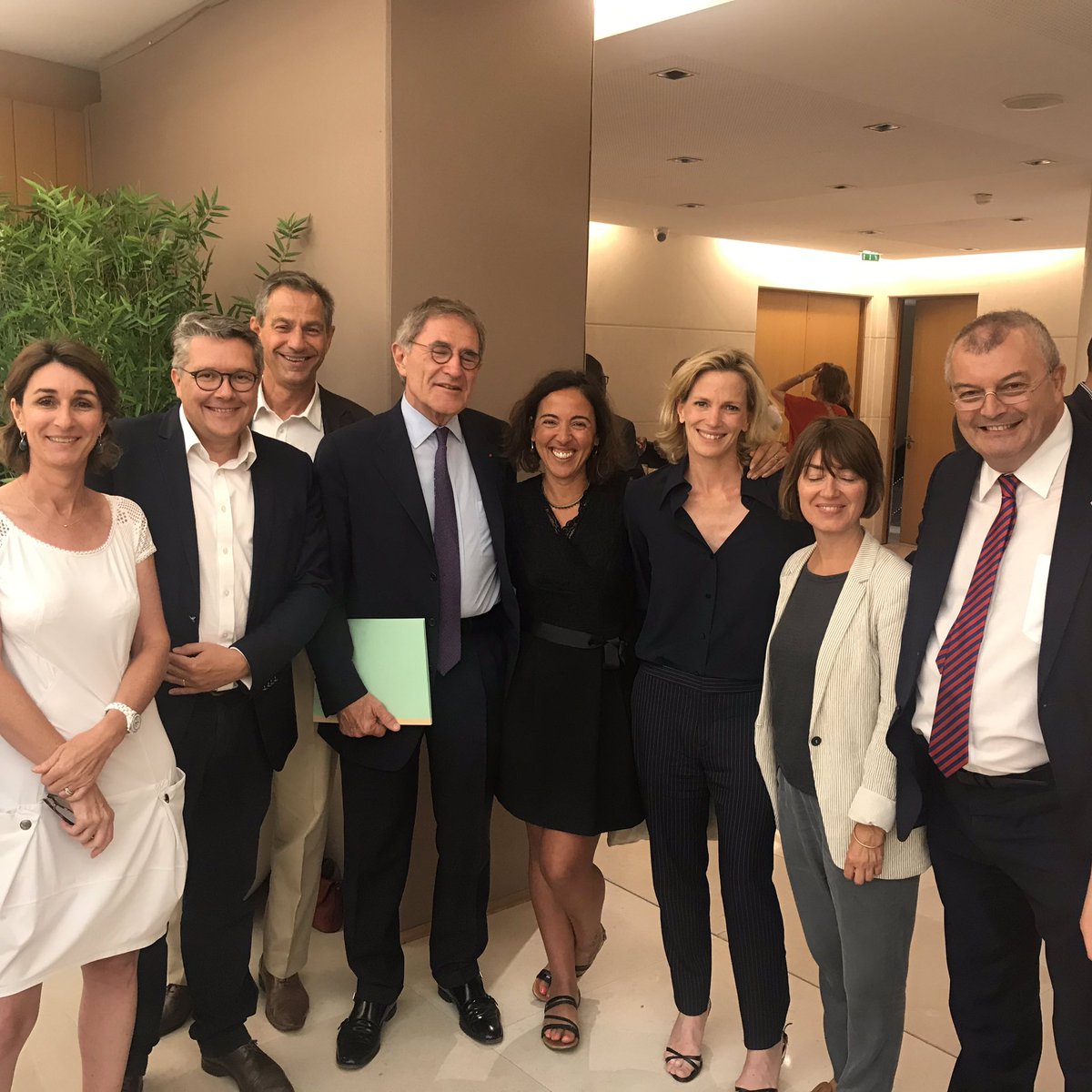 [Assemblée annuelle de la <a href="/FondationFACE/">Fondation FACE</a> ] rassemblement des clubs territoriaux ! 
25 ans | histoire et vision ! 
Bienvenue à la DG <a href="/LaurenceDrake_/">Laurence Drake</a>  merci au Président <a href="/MestralletG/">Gérard Mestrallet</a> 
Un virage | une belle opportunité de « refondation » pour revenir à Notre Essentiel! #exclusion