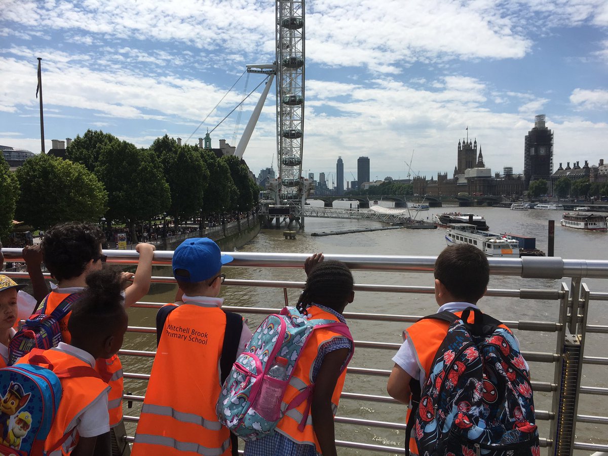 MBrookprimary's tweet image. Last week, Year 1 visited the South Bank on a landmark learning challenge! #SpotTheLandmark #LearningInAction #LearningDetectives #LifeLongLearners #MbrookSTARS