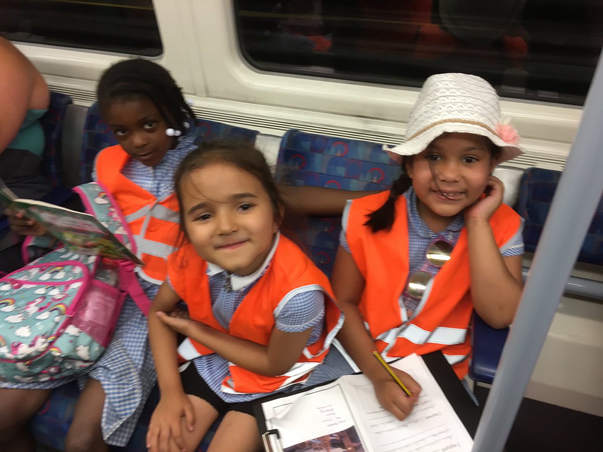 MBrookprimary's tweet image. Last week, Year 1 visited the South Bank on a landmark learning challenge! #SpotTheLandmark #LearningInAction #LearningDetectives #LifeLongLearners #MbrookSTARS