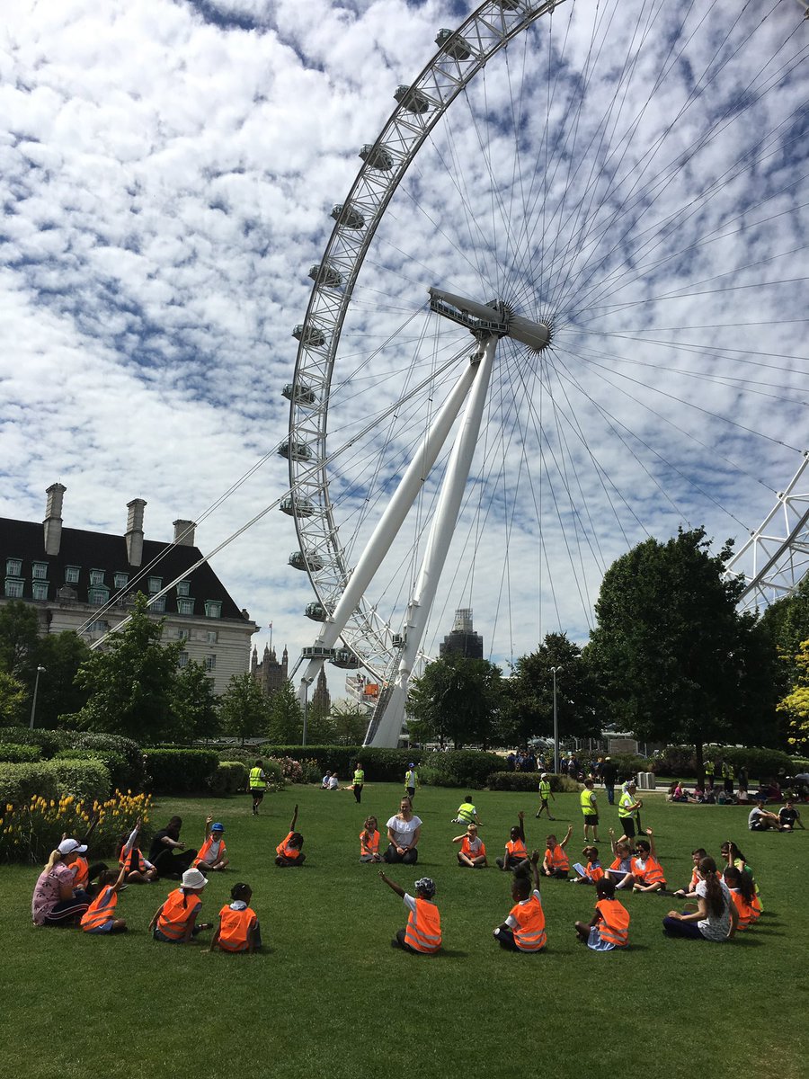 MBrookprimary's tweet image. Last week, Year 1 visited the South Bank on a landmark learning challenge! #SpotTheLandmark #LearningInAction #LearningDetectives #LifeLongLearners #MbrookSTARS