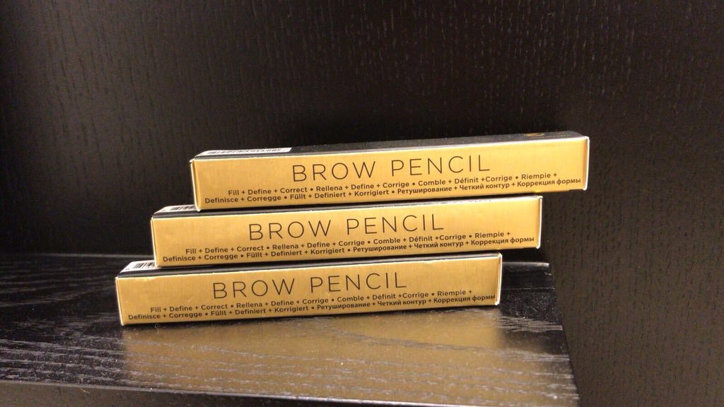 RakamBrows's tweet photo. Use #BrowPencil to #accentuate your #natural eyebrow colour & to model the #shape of your #brows
#EyeBrowPencil #Beauty #BrowsPencil #Colours #Marylebone #BakerStreet #browsonfleek #lashes #browtotoe #beauty #eyebrowgoals #eyebrows #eyebrowstint #eyebrowsdone #browshaping https://t.co/LhQwD0vB0h