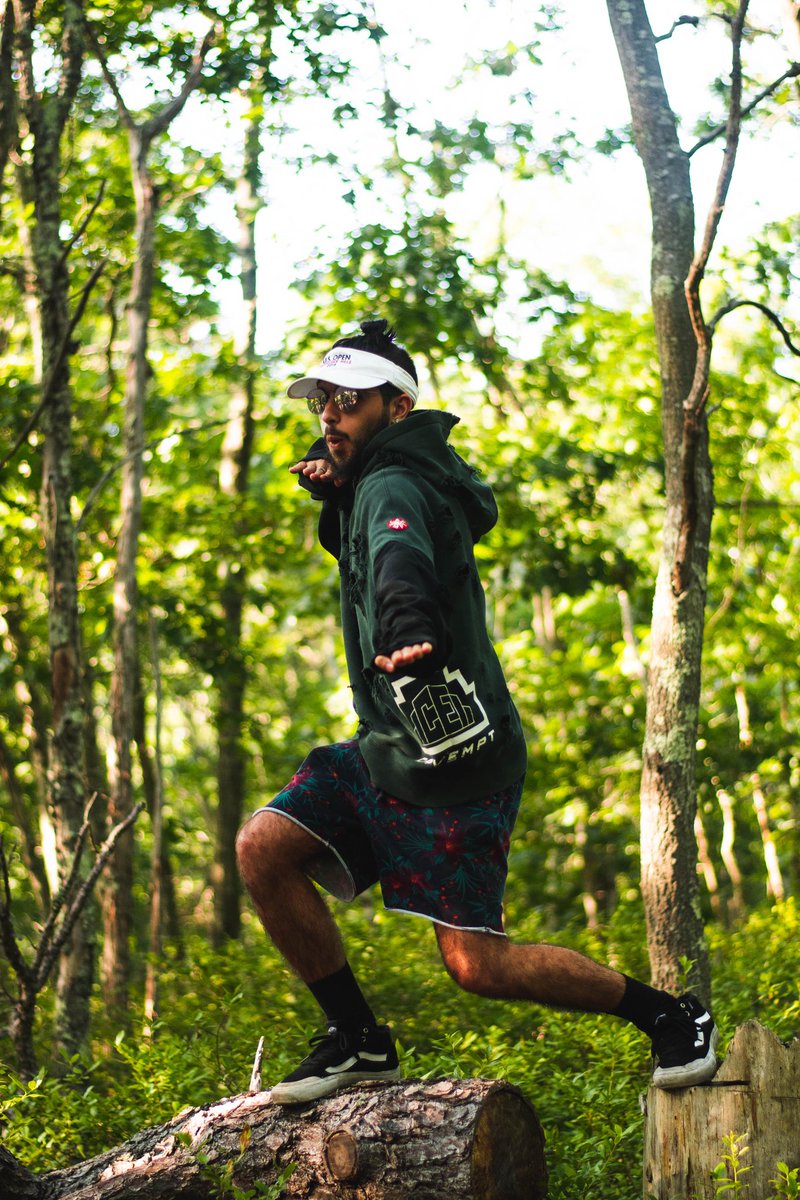 theptchwrk's tweet photo. 1 WEEK TIL @NNMFestival and since I’m not already there blasting bass music- here’s me dancing in my New York woods #ZANDRO #GALACTICVOYAGE | 📸: @matthias_philli https://t.co/H8aZ49jjKL
