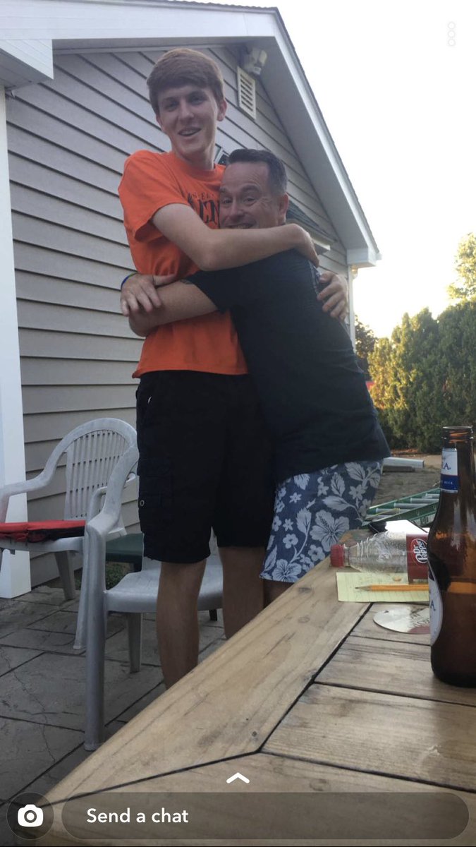 I asked Andrew to give everyone hugs when he went to my grandparents house for dinner and he certainly delivered 😂❤️ he’s too pure