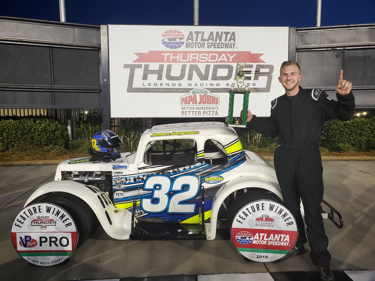 .<a href="/JensenJorgensen/">Jensen Jorgensen</a> makes up some ground on the <a href="/VP_Racing_Fuels/">VP Racing</a> Pro division points lead by winning tonight's feature! 

2nd - Josh Hicks 
3rd - <a href="/taylorrj3/">Taylor Jorgensen</a> 

#PapaJohnsThunder #mytrackmyroots
