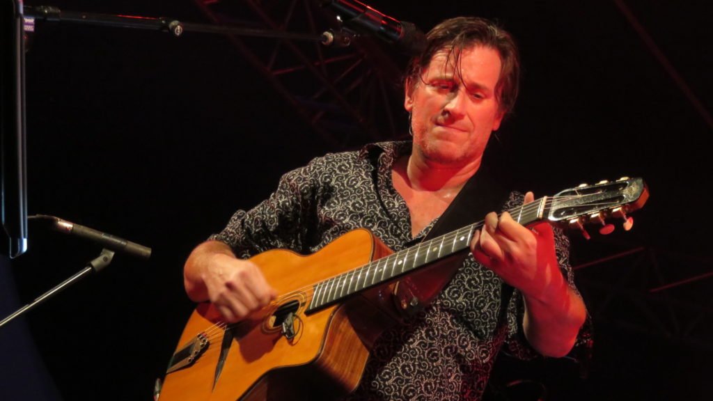 Alain_Marche's tweet image. Quelques jours après, petit retour sur Confluent d’Arts : un monde fou au château de la Rivière pour #ThomasDutronc et ses Esprits Manouches, avec en première partie #Naya. C&apos;était une merveilleuse soirée que je n&apos;oublierai jamais ! 😍🙏 france3-regions.blog.francetvinfo.fr/cote-chateaux/…