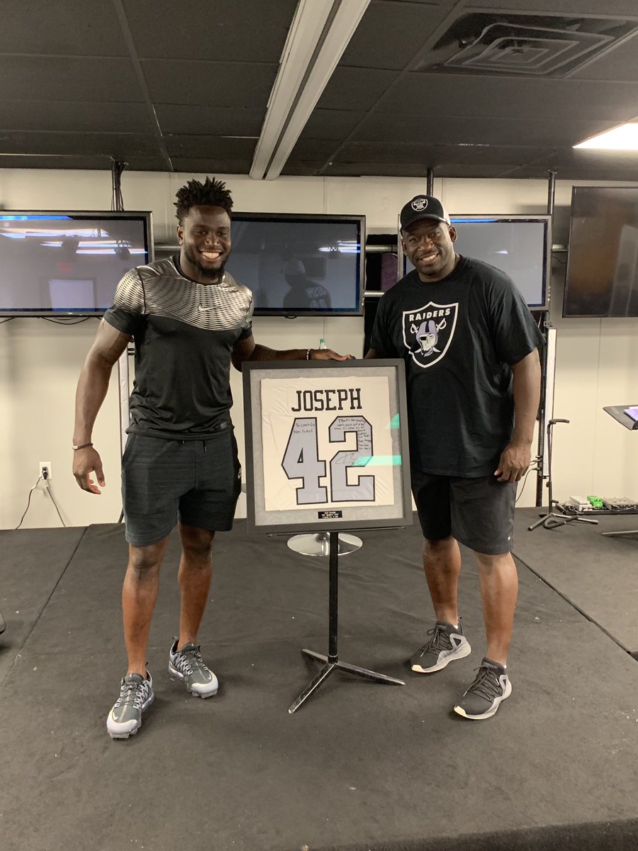 Excelspeed12's tweet image. Another Milestone  has been reached. Oakland Raiders Safety, Karl Joseph kept his word on obtaining his college degree; giving me a official jersey and coming to speak to the youth.#YES #YouthEducationSports #ExcelSpeedTraining @coachLo4Life