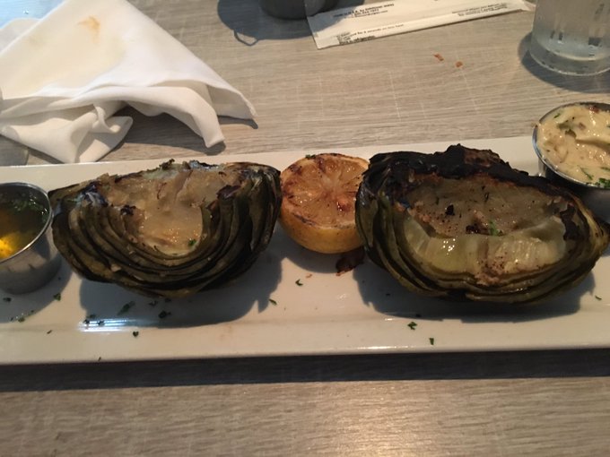 Artichoke with bae https://t.co/VEL5ZHqAlO<a href="/tag/confidence"class="tags"><span>#confidence</span></a>