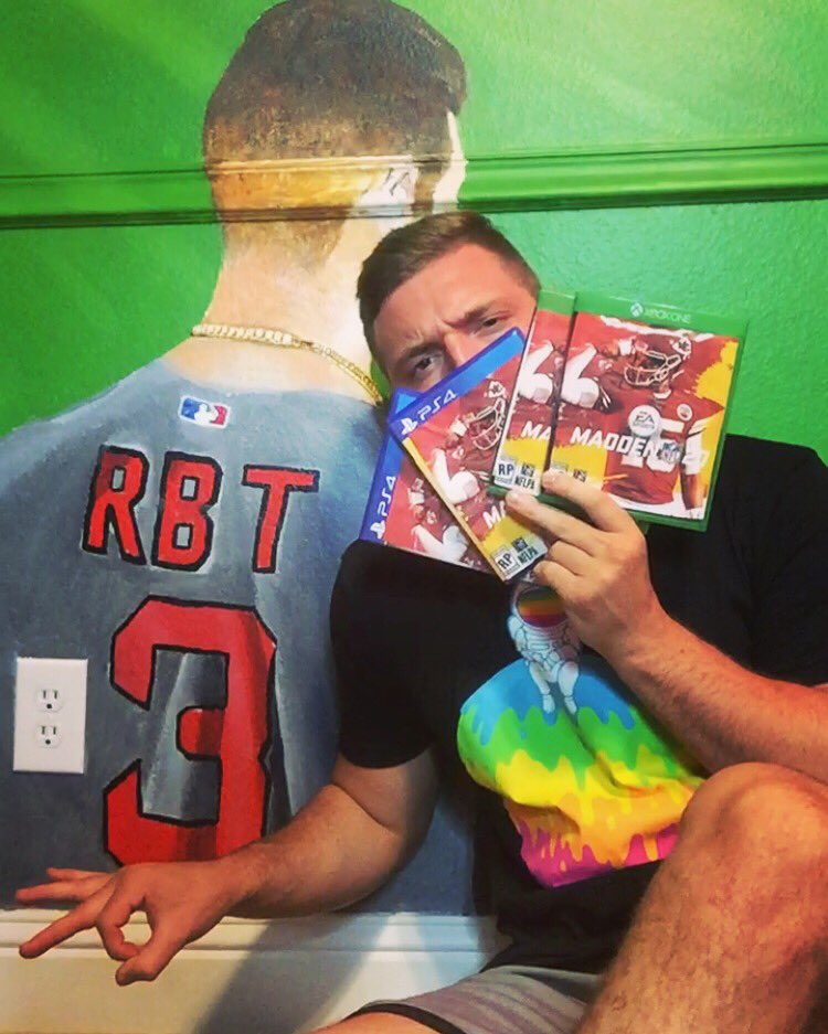 SamuelBrownRBT's tweet image. HUGE MADDEN 20 GIVEAWAY:

4 copies of Madden 20 - 2 copies for PS4 &amp;amp; 2 copies for Xbox One (with a chance for even more copies - read my next tweet below this)

Follow and RT to enter!

Winners announced July 25th, good luck! 

PS I’m doing another giveaway on IG:@SamuelBrownRBT