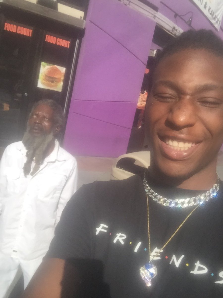 OhFonem's tweet photo. It was 109 degrees today in Vegas and he just sun bathing 🤷🏿‍♂️ https://t.co/56RItdJLqt