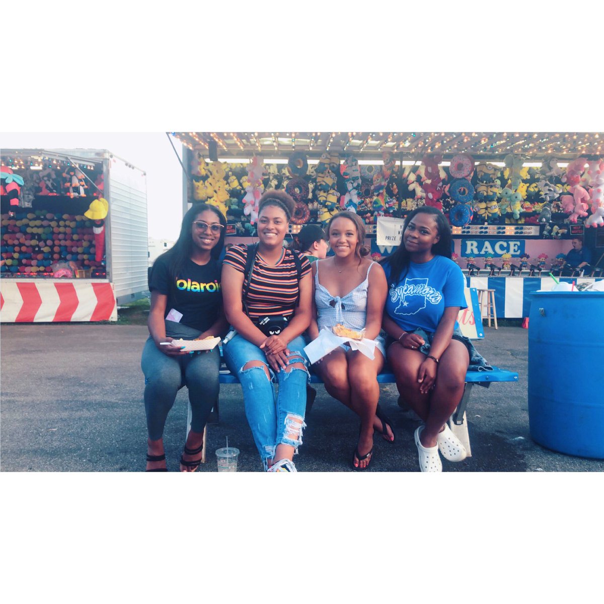 therealjcierra's tweet photo. Different shades of beauty β¨
#fairandfun @TLumsey @jadenroberts_ @JCLYN_44 https://t.co/fGJlQAtmxM