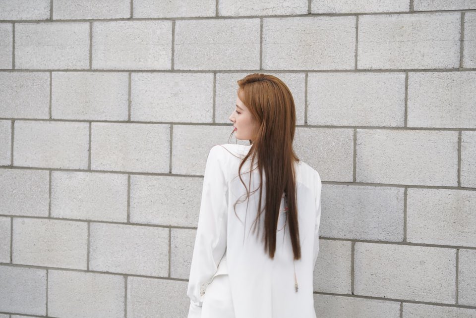 REAL_LANA_2311's tweet photo. 여러분~~~! 

라나 팬카페 이름 함께 정해요!!

😉추천해주세요!!

💚Let's name the lana fan cafe together!!💚 https://t.co/Yfsj14HCrW