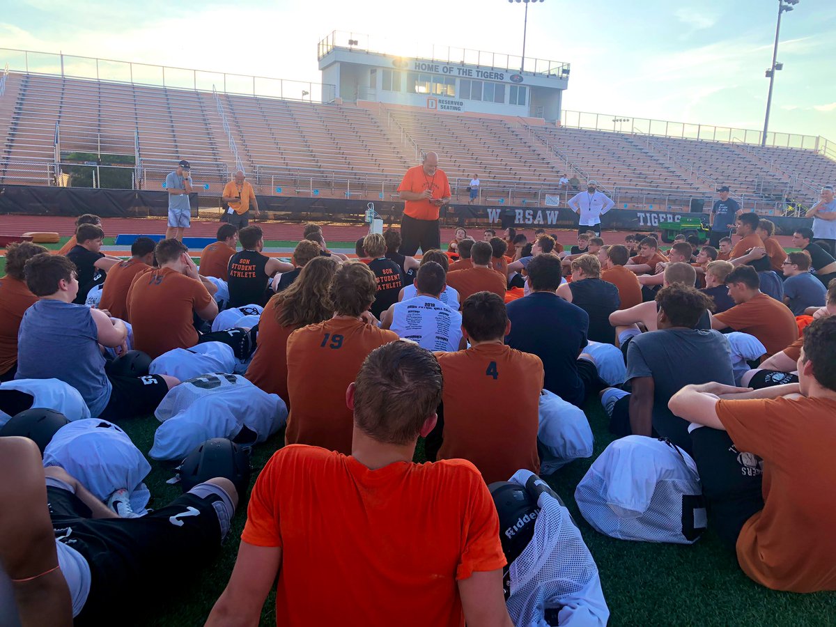WarsawTigerFB's tweet image. It’s always a great night when the pads come on! The Tigers got a ton of offensive &amp;amp; defensive work in preparation for this weekend’s @TMTCAMP 

One night closer to Fisher Field being packed for game #1! #44Days