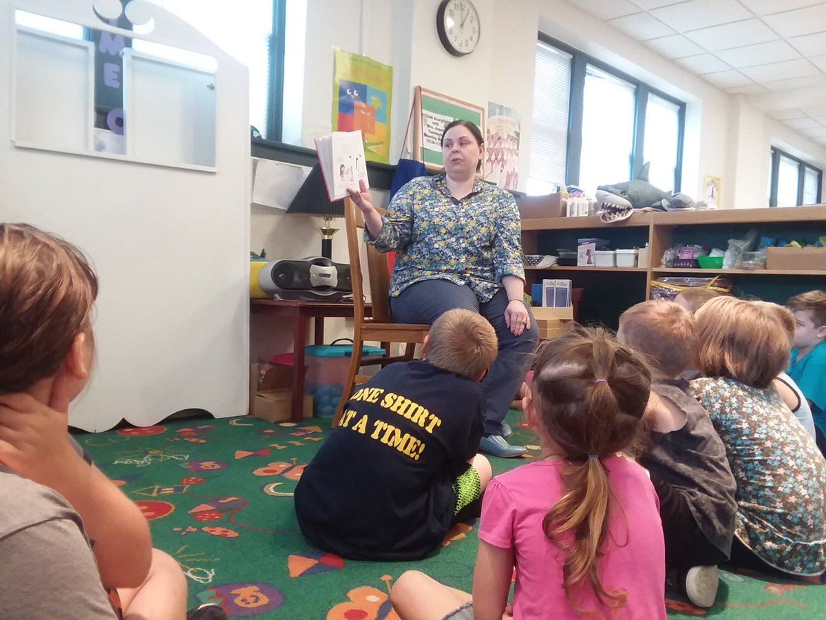 SouthsideStars_'s tweet photo. Today at EVPL East the SSYZ youth learned how to make ice cream, use Morse Code, and write secret messages using a decoder they made themselves!
#SSYZ #EVPL #LibrariansRule https://t.co/WjCEzuqxix