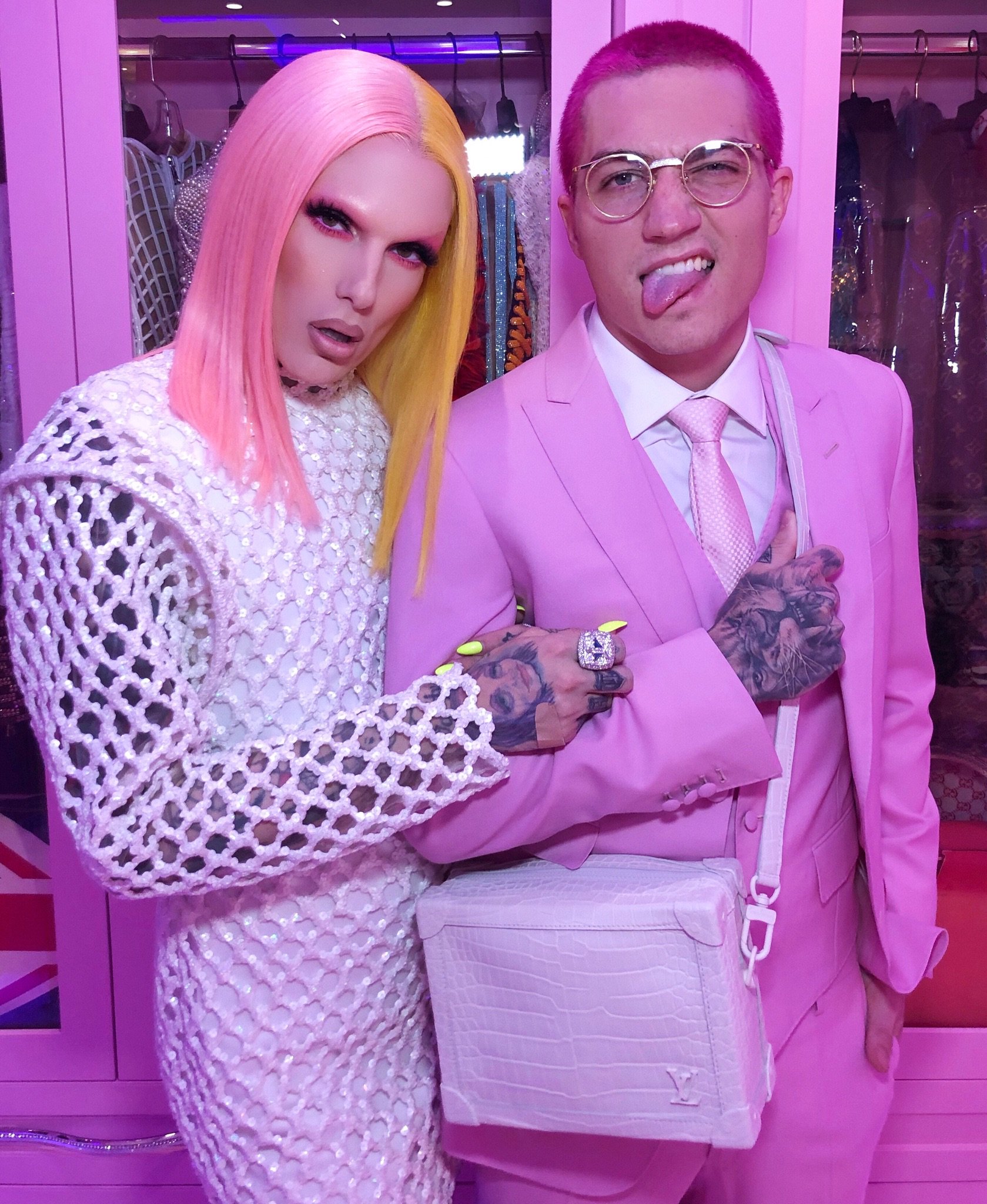 jeffree star louis vuitton paris｜TikTok Search