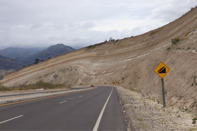 ペルーで邦人男性事故死 自転車で旅行中