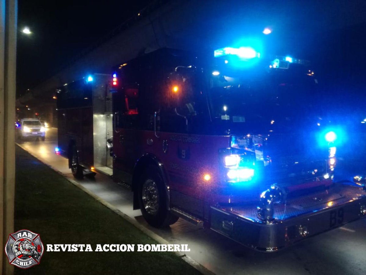 RABCHILE's tweet photo. 🚒BOMBEROS ÑUÑOA🚒
#RAB3 & #RAB20, 10-0 (llamado Estructural), en Vicuña Mackenna & Salvador Sanfuentes.
Unidades: B9 B10 M10 Q7S
Q-3 B-6 B-1 CB. Puente Alto
#RAB
#REVISTAACCIONBOMBERIL
#BOMBEROSDECHILE https://t.co/xCHG2UiXTz https://t.co/lQKZXBR95r