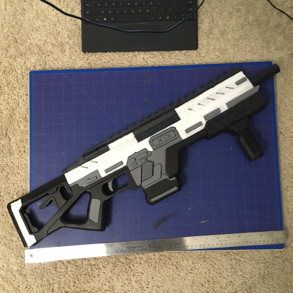 illustrativeWil's tweet image. Been workin on this bad boi all day! Catch Friday’s stream for the finale! #Titanfall2 #WIPWednesday #CARsmg