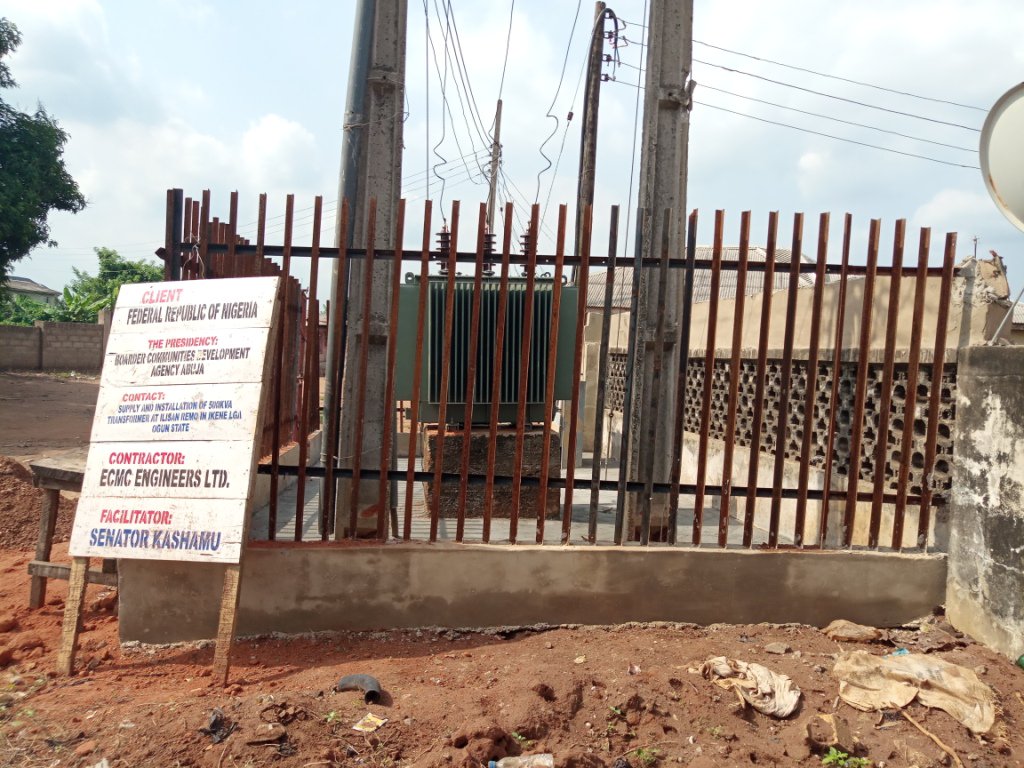 TrackaNG's tweet photo. N9m was allocated in 2018 budget for the supply and Installation of 500KVA transformer at Ilishan, Ikenne, Ogun State.
Status: Completed
#GetInvolved #2018ConstituencyProjects https://t.co/0Yc9seQDc1
