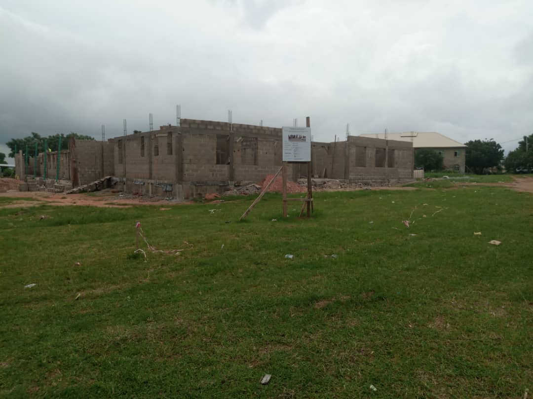 TrackaNG's tweet photo. N222m was allocated in 2018 budget for the construction of a telemedical Centre at Federal Medical Centre Abeokuta.
Status: Ongoing
#GetInvolved #2018ConstituencyProjects https://t.co/vHxu8cKQhp