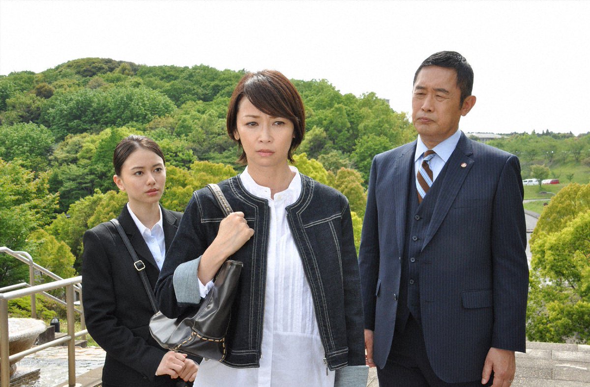 よる🌠9時からは「警視庁・捜査一課長 新作スペシャルII」

#内藤剛志 演じる叩き上げの捜査一課長がスケールアップして帰ってくる！‼️

爆破予告と社長秘書殺人…容疑者は宇宙飛行士👩‍🚀⁉️#山本舞香 演じる美人刑事と共に隕石を一斉捜査‼️
youtu.be/4wbD5EtQzEk