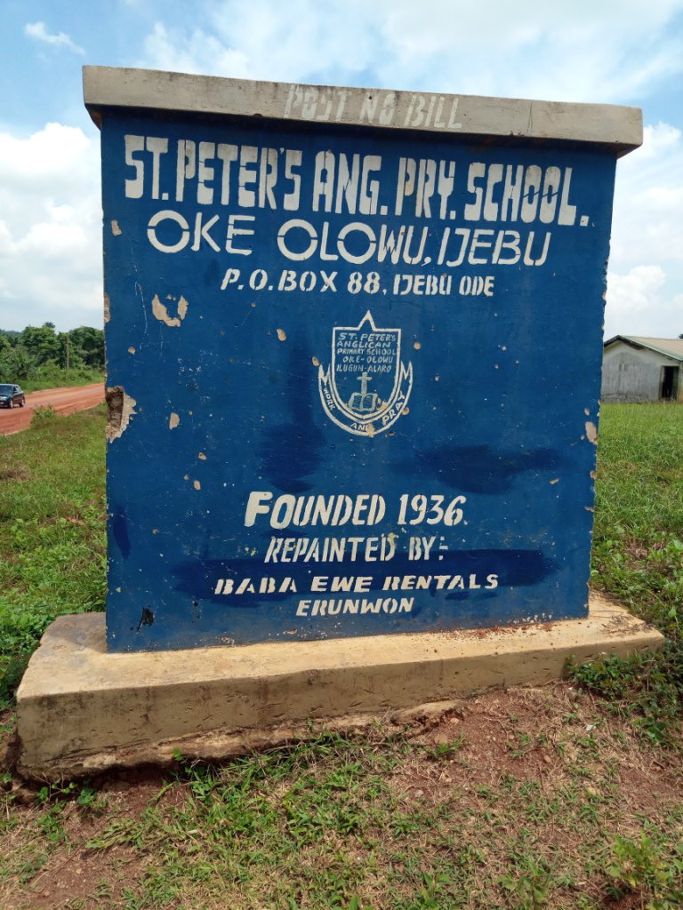TrackaNG's tweet photo. N9m was allocated in 2018 budget for the supply and Installation of 500KVA transformer at Oke Olowu, Ijebu North East LGA, Ogun State.
Status: Completed
#GetInvolved #2018ConstituencyProjects https://t.co/8RGZbTnTFL