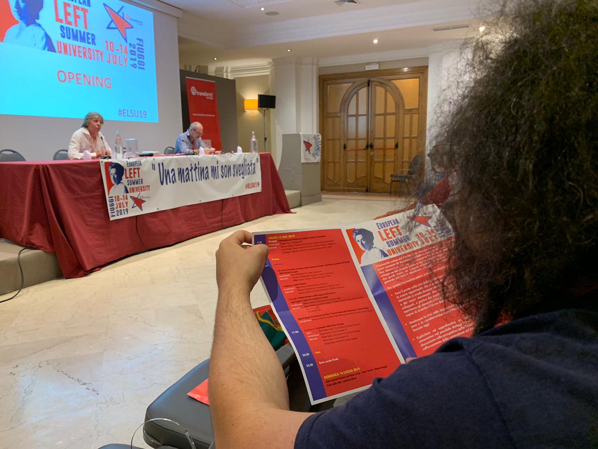 Marikat5's tweet photo. Auf der Sommeruni der @europeanleft in #Fuiggi #Italy
#elsu19 #europe #left @GUENGL #eu #europa https://t.co/wLLC9m4Tkq