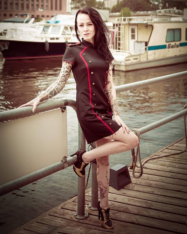 Fotodesign67's tweet photo. Nein, nicht im Urlaub #berlingirls #berlincitygirl #Portraitfoto #Canon #Frau #Tamron #portrait_today #portraitoftheday #portraitmadeingermany #portraituniverse #Modelshoot #portrait_vision #portraitgames #portraitmadeinberlin #fotobrenner #berlinportrai… https://t.co/anXfVmDtuS https://t.co/73ybOT8JSX
