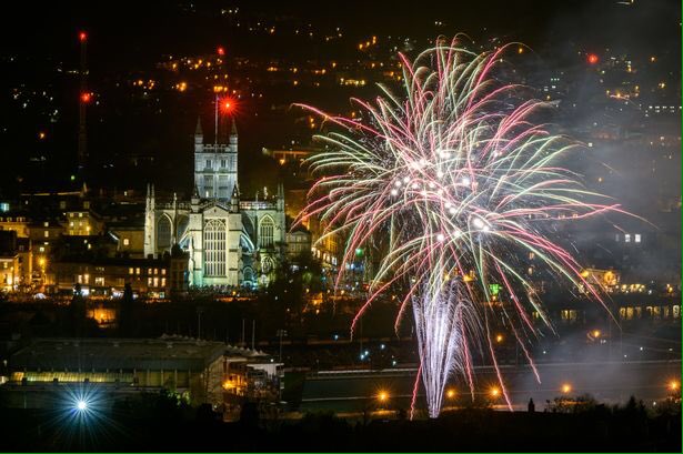 The date has now been set for this year's <a href="/bathrotary/">Rotary Club of Bath</a> #Fireworks display sponsored by @BathBuildingSoc again <a href="/RecBath/">Recreation Ground</a> .......Saturday 2nd of November is the date to remember !......not to be missed !
