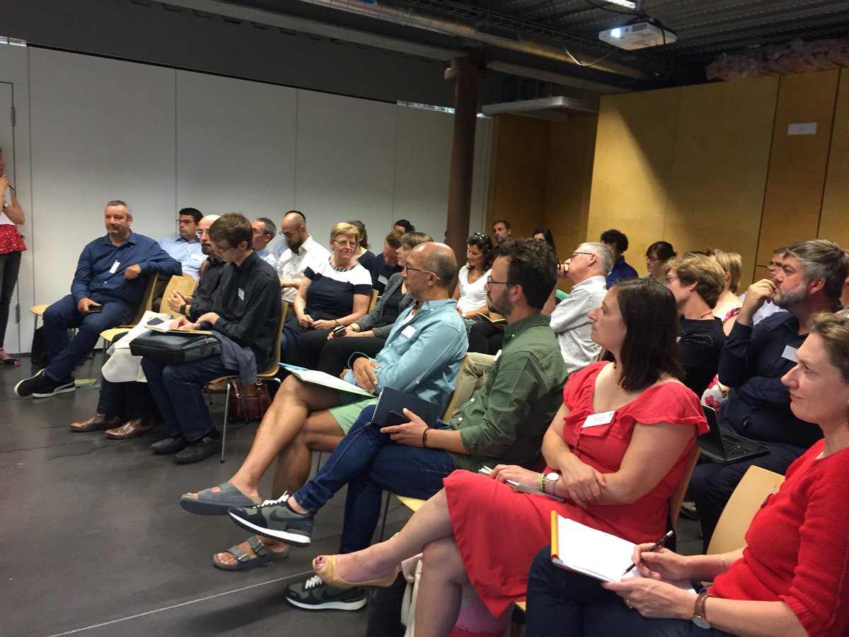 Ce matin, on parle de la place de l’Habitant au cœur des transformations de l’Habitat avec <a href="/Energic_io/">Challenge Environnemental Energic</a> @Groupe_SIA <a href="/Beguinageetcie/">Béguinage & Cie</a> lors d’une Matinale #Habiter animée par @DecouxLaurie <a href="/SophieLetartre/">Sophie Letartre</a> 🙂🏠