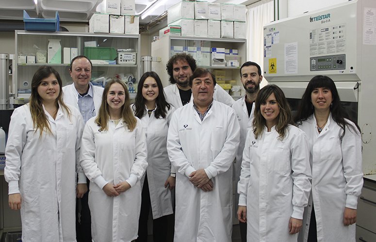 upvehu's tweet photo. Necesitan 25.000 euros para investigar la relación de los microorganismos en la metástasis del cáncer. Cualquier granito de arena sirve. ¡Colabora!

👩‍🔬👨‍🔬
https://t.co/1Wn2tPg8J5 https://t.co/OrVaAEreQj