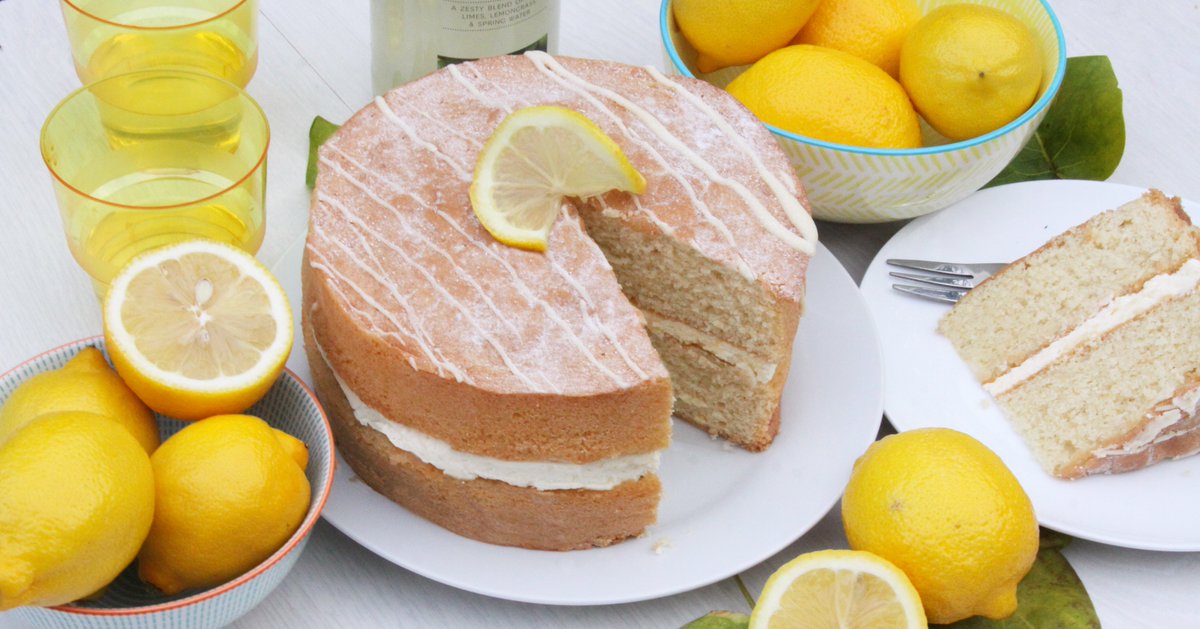 SpongeCakesLtd's tweet photo. Get your Lemon Sponge Friday orders in by 2pm today! Get yours here - https://t.co/hEH7Q15tvL #SpongeFriday #LastOrders #OrderBy2pm #LemonCake #CakeForTheWeekend https://t.co/rn4iEgOrQN