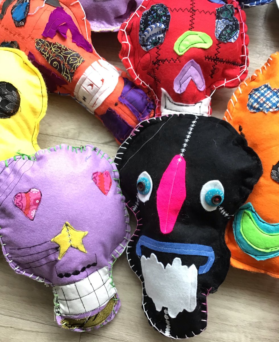 CryptArts's tweet photo. Great work Year 8! Loving the appliqué skulls! #CryptTextiles #CryptArtwork https://t.co/l81oO5Qoon