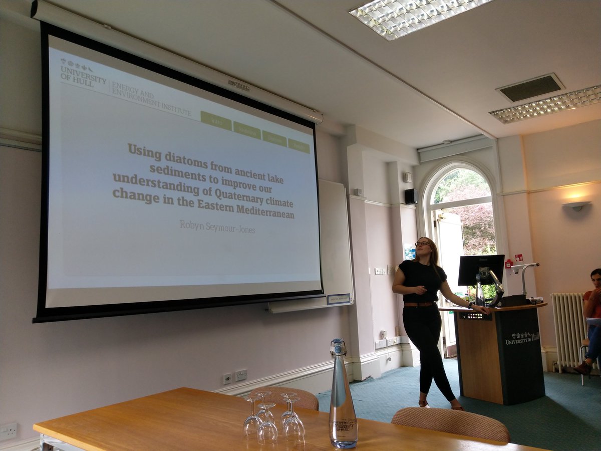 SeriousGeoGames's tweet image. Learning about past climates using lakes and diatoms, with @RobynFSJ 

#EEI19