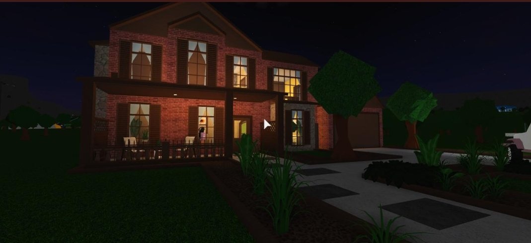 85k roblox family house