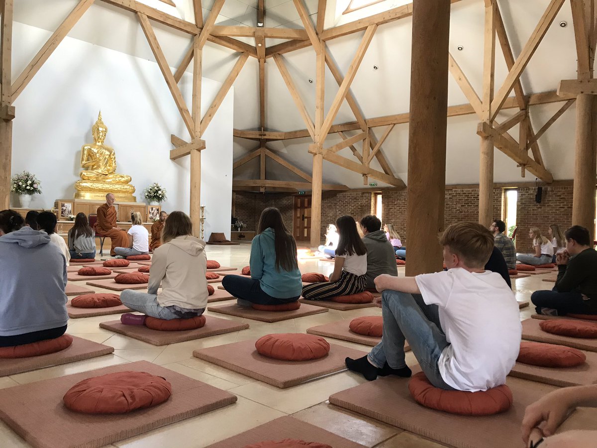 RedborneRS's tweet photo. Enjoying a lovely day at Amaravati Buddhist monastery with our year 10 GCSE students https://t.co/lQZwVewBNL