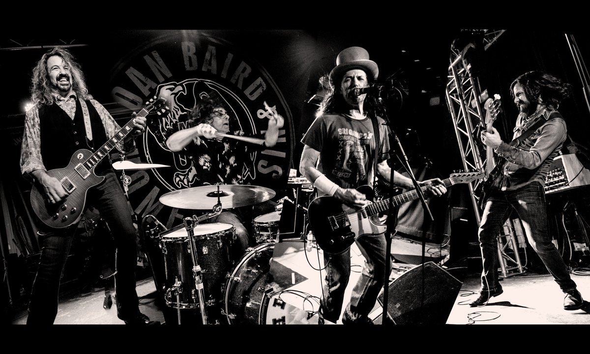 No Mondays tweet media