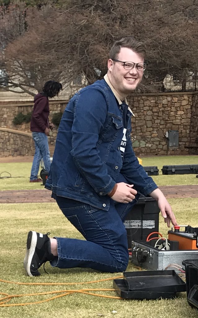 GeophysicsWebb's tweet photo. #AfricaArray workshops continue today including Wesley Harrison presenting on the basics of magnetotellurics. This is an opportunity to add some new skills to your Geophysical toolbox. Wesley presented a great talk on Tuesday highlighting MT for groundwater exploration. https://t.co/dOH7CKvUkk